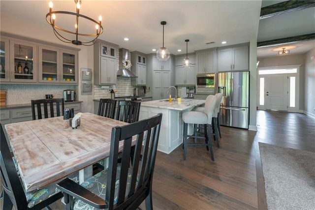 4601 NW 141st Terrace, Platte City, MO 64079