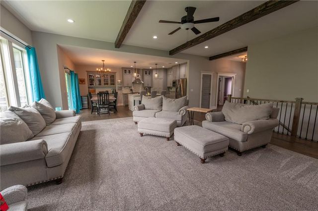 4601 NW 141st Terrace, Platte City, MO 64079