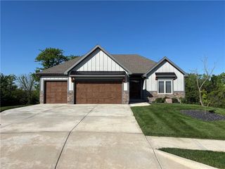 4601 NW 141st Terrace, Platte City, MO 64079