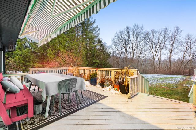 215 Route 164, Patterson, NY 12563