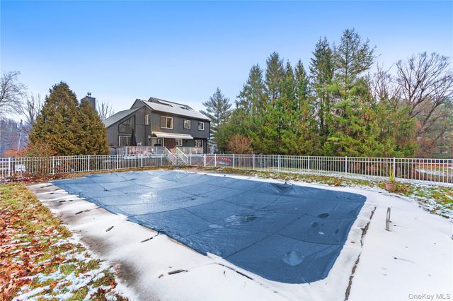 215 Route 164, Patterson, NY 12563