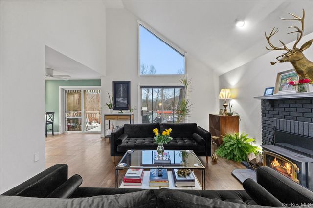 215 Route 164, Patterson, NY 12563