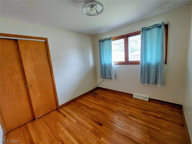 8320 Banner Lane, Parma, OH 44129