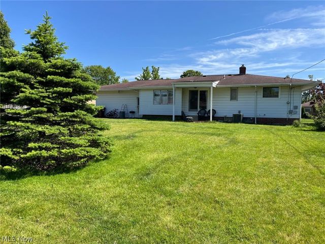 8320 Banner Lane, Parma, OH 44129