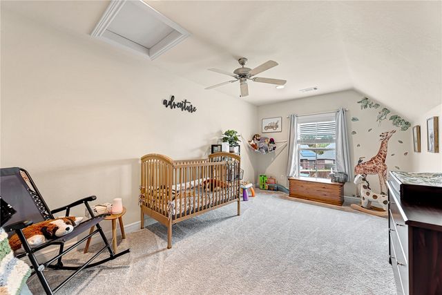 5606 S 46th Street, Rogers, AR 72758