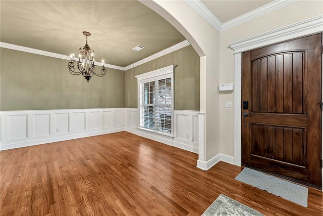 5606 S 46th Street, Rogers, AR 72758