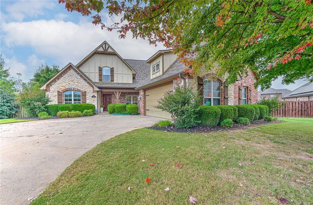 5606 S 46th Street, Rogers, AR 72758