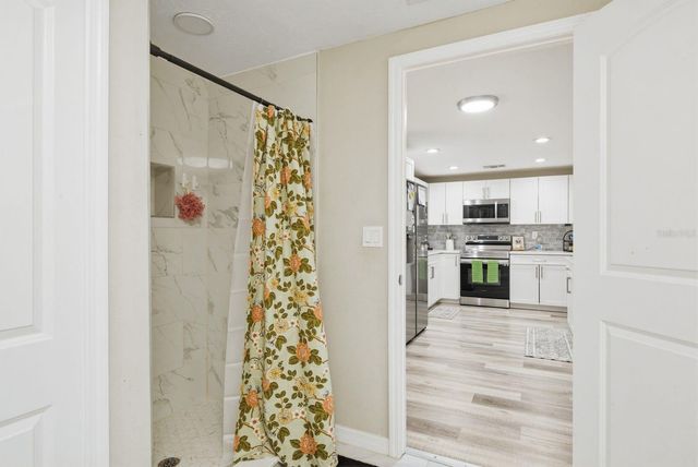 8373 76TH AVENUE, Seminole, FL 33777