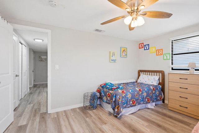 8373 76TH AVENUE, Seminole, FL 33777