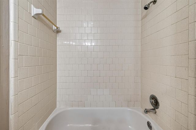 14002 Kathi Lynn Lane, Sugar Land, TX 77498