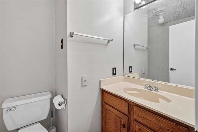 14002 Kathi Lynn Lane, Sugar Land, TX 77498