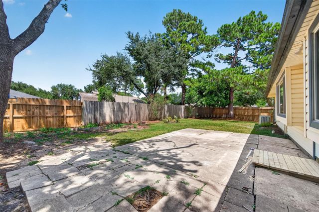 14002 Kathi Lynn Lane, Sugar Land, TX 77498