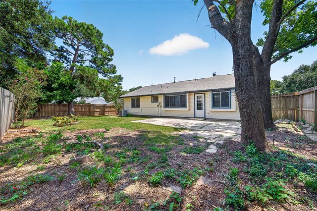 14002 Kathi Lynn Lane, Sugar Land, TX 77498