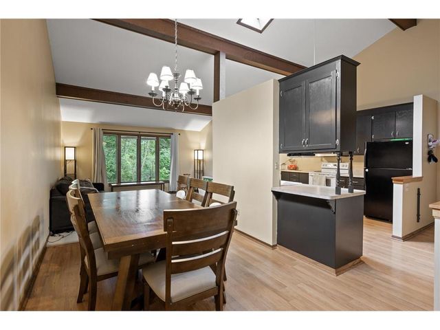 2608 Sumac Ridge, Saint Paul, MN 55110