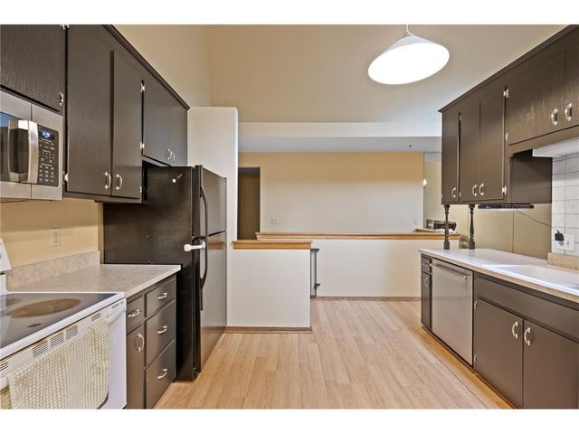 2608 Sumac Ridge, Saint Paul, MN 55110