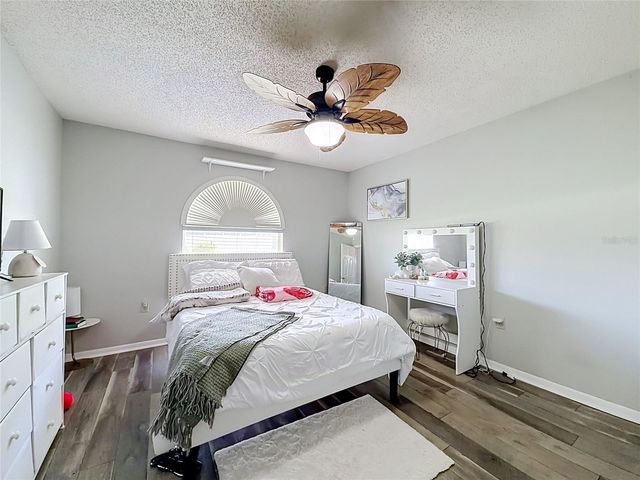 218 GLENRIDGE LOOP N, Lakeland, FL 33809