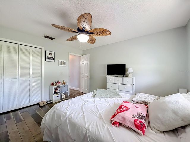 218 GLENRIDGE LOOP N, Lakeland, FL 33809