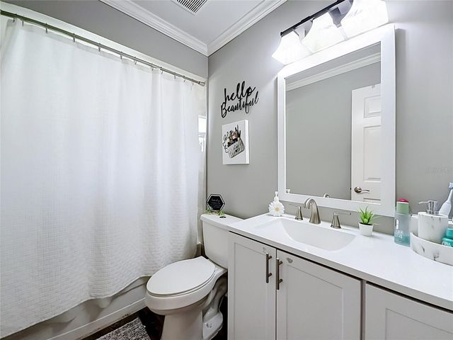 218 GLENRIDGE LOOP N, Lakeland, FL 33809