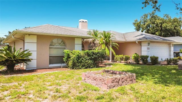 218 GLENRIDGE LOOP N, Lakeland, FL 33809