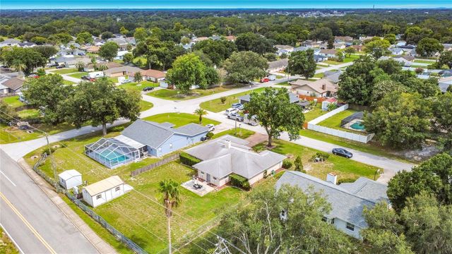 218 GLENRIDGE LOOP N, Lakeland, FL 33809