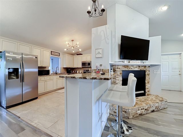 218 GLENRIDGE LOOP N, Lakeland, FL 33809