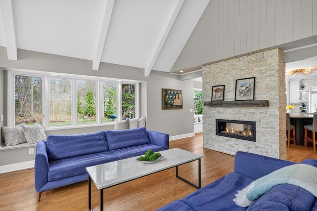 3316 Blackhawk Drive, Madison, WI 53705