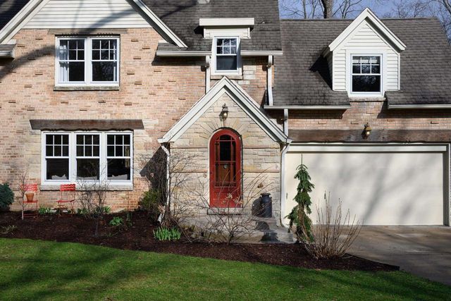 3316 Blackhawk Drive, Madison, WI 53705