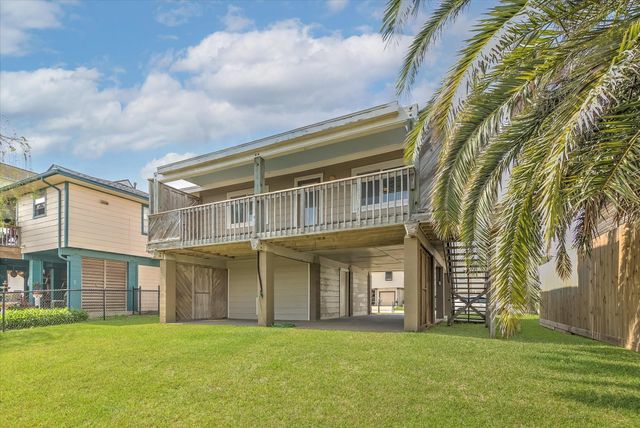 505 Pompano Street, Bayou Vista, TX 77563