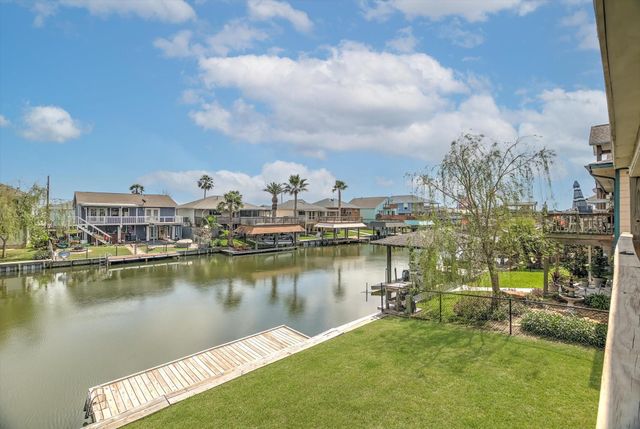 505 Pompano Street, Bayou Vista, TX 77563