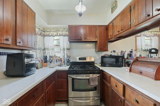 313 N Quinn Street, Bainbridge, IN 46105