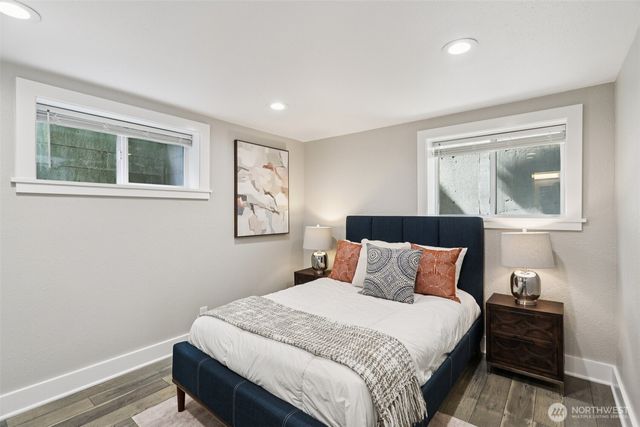 9009 30th Avenue NW, Seattle, WA 98117