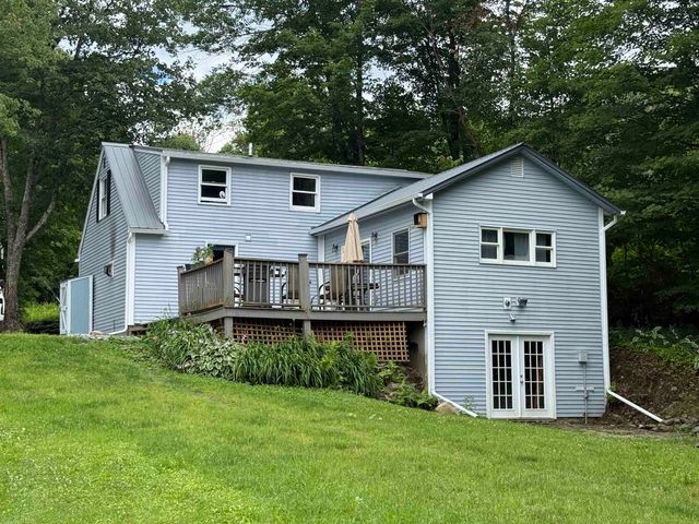 2083 Bartlett Hill Road, Cambridge, VT 05464