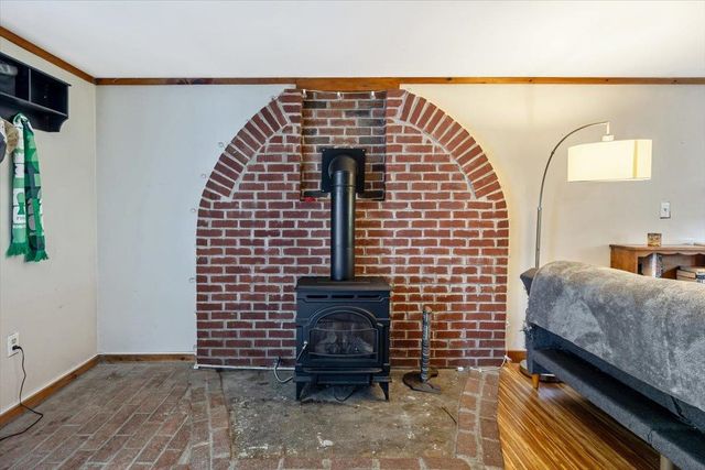 2083 Bartlett Hill Road, Cambridge, VT 05464