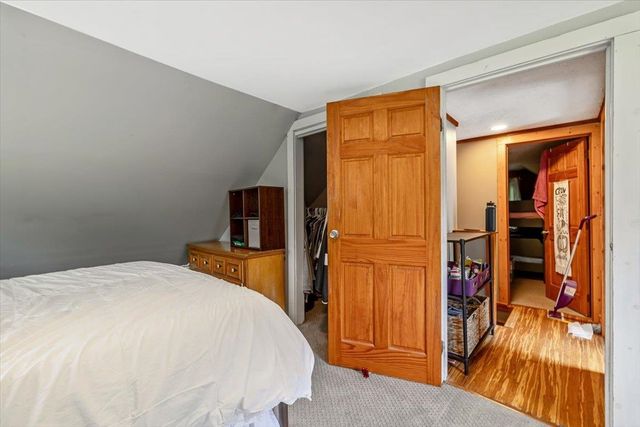 2083 Bartlett Hill Road, Cambridge, VT 05464