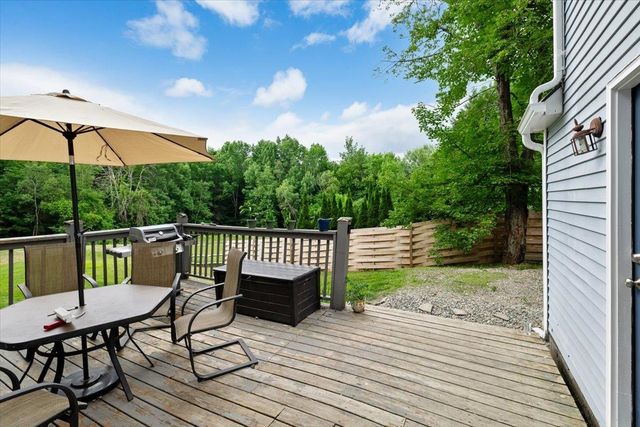 2083 Bartlett Hill Road, Cambridge, VT 05464