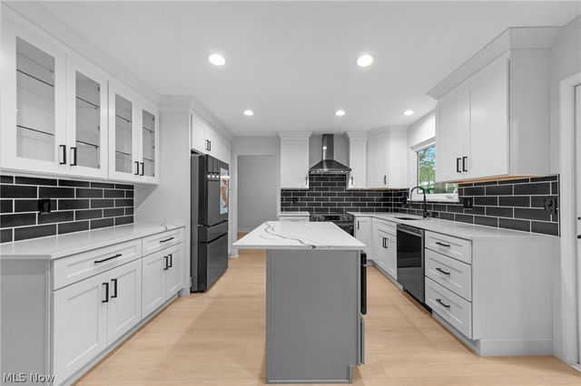 17069 Partridge Drive, Strongsville, OH 44136