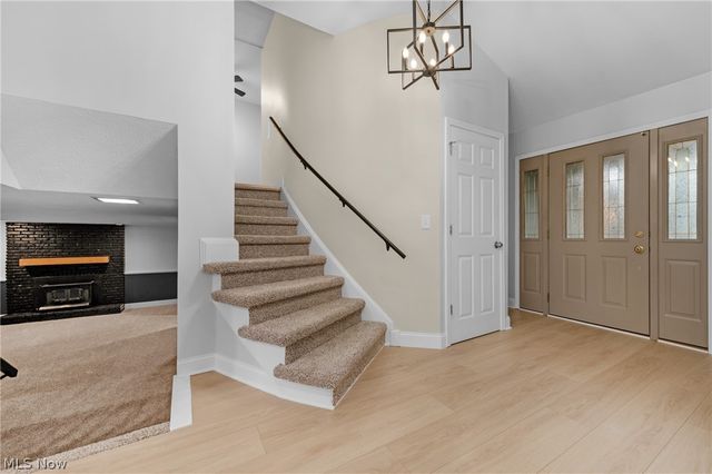 17069 Partridge Drive, Strongsville, OH 44136
