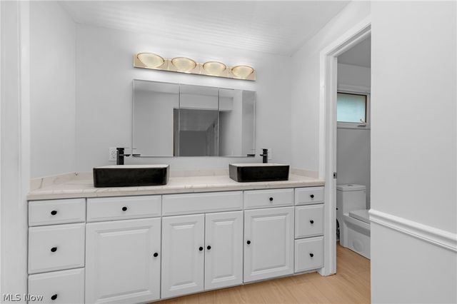 17069 Partridge Drive, Strongsville, OH 44136