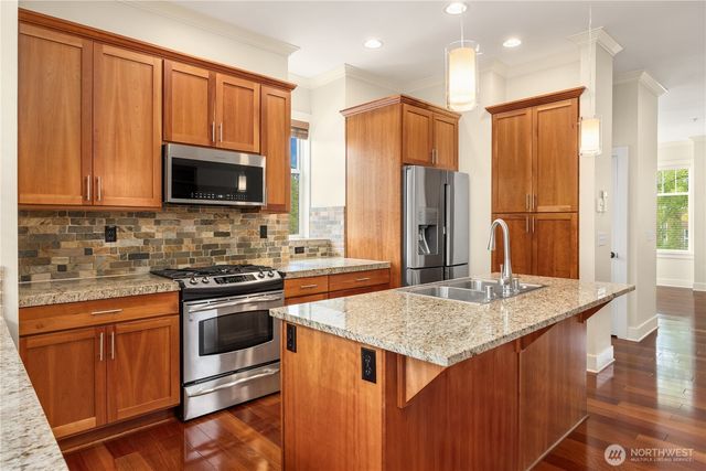 1186 NE Park Drive NE, Issaquah, WA 98029