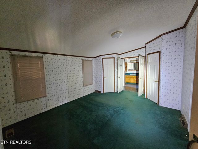 576 Mecca Pike, Tellico Plains, TN 37385