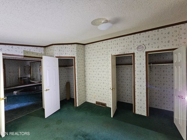 576 Mecca Pike, Tellico Plains, TN 37385