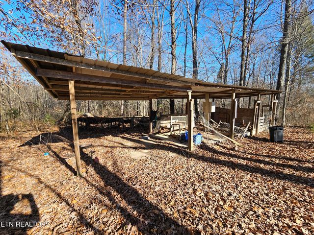 576 Mecca Pike, Tellico Plains, TN 37385