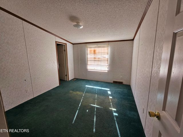 576 Mecca Pike, Tellico Plains, TN 37385