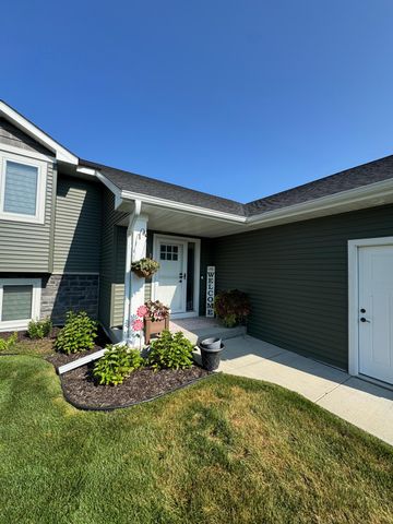 3177 Kingston Street, River Falls, WI 54022