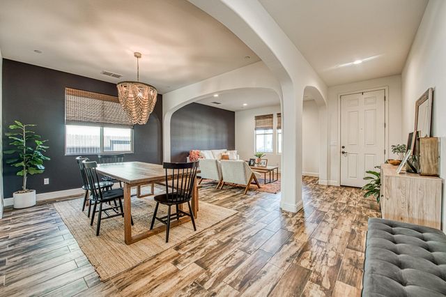 753 E Aretha Avenue, Fowler, CA 93625