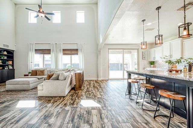 753 E Aretha Avenue, Fowler, CA 93625