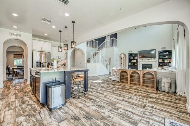 753 E Aretha Avenue, Fowler, CA 93625