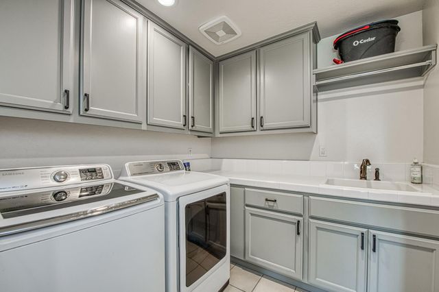 753 E Aretha Avenue, Fowler, CA 93625