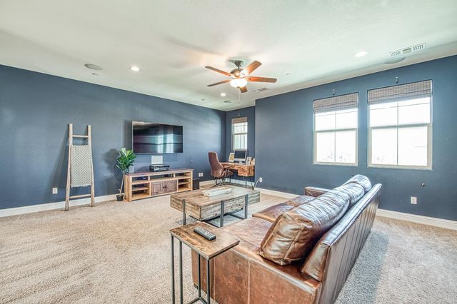 753 E Aretha Avenue, Fowler, CA 93625