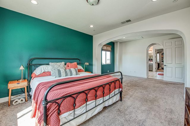 753 E Aretha Avenue, Fowler, CA 93625